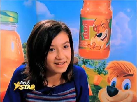 Cristina Mocanu are patru "mame" şi vrea să devină o nouă stea a teatrului românesc!