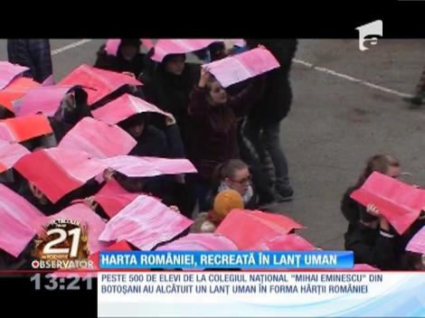 Elevii unui colegiu din Botoşani au ţinut să petreacă altfel Ziua Naţional