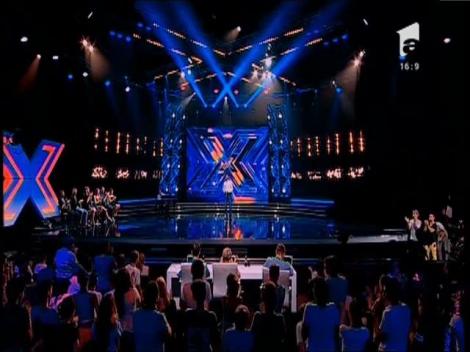 Bănică a aruncat cu scaunul, Brenciu s-a urcat pe masă! Sergiu Braga, o nouă reprezentaţie de GALĂ