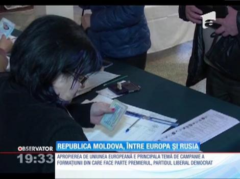 UPDATE/ Moldovenii îşi decid, astăzi, viitorul!
