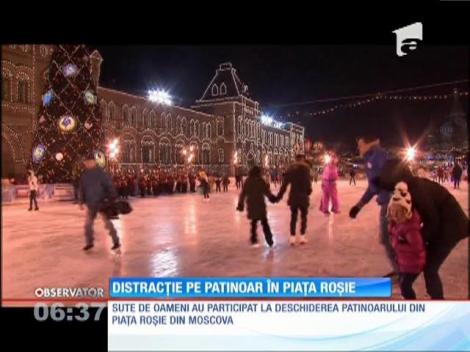S-a deschis celebrul patinoar din Piaţa Roşie de la Moscova