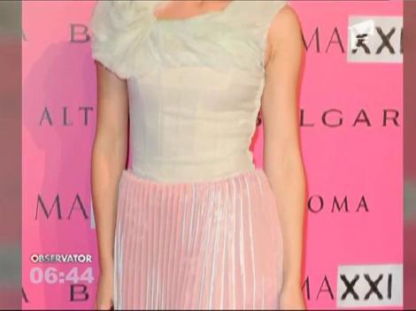 Catrinel Menghia, apariţie de senzaţie