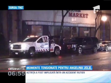 Angelina Jolie, implicată într-un accident rutier