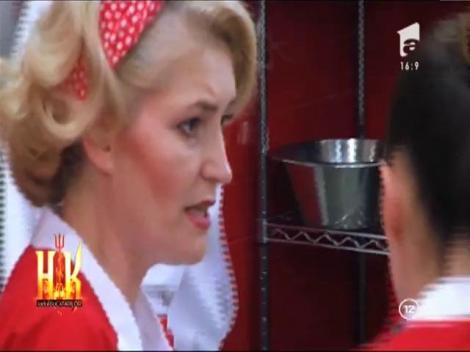 De la GUNOI direct pe farfuria clienților! O echipă este eliminată din bucătărie în timpul service-ului!