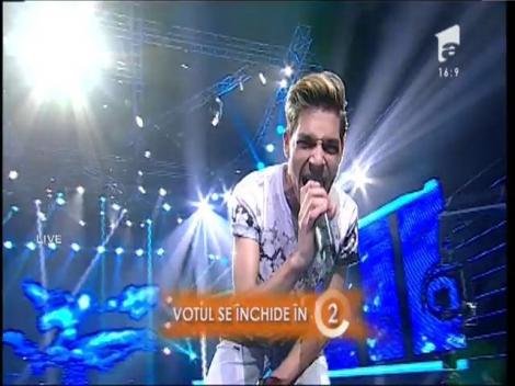 Daniel Iordăchioaie - "Mă întorc la tine, mare albastră". Vezi aici cum cântă Cristian Goaie la X Factor!