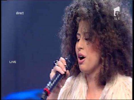 Duel: Christina Aguilera - "Beautiful". Vezi aici cum cântă Monica Sannino la X Factor!