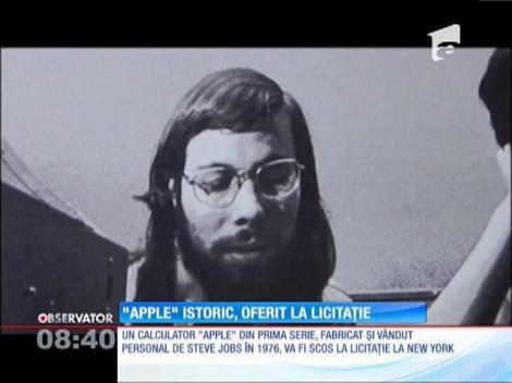 Unul din primele calculatoare realizate de Steve Jobs, scos la licitaţie