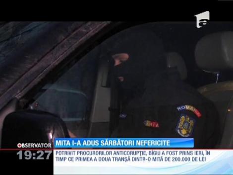 Preşedintele CJ Buzău, reţinut pentru luare de mită