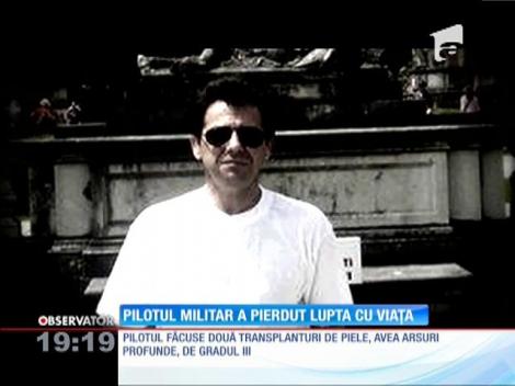 Update / Pilotul Corneliu-Gabriel Titiana, rănit grav în accidentul aviatic din Sibiu, de acum 3 săptămâni, a murit