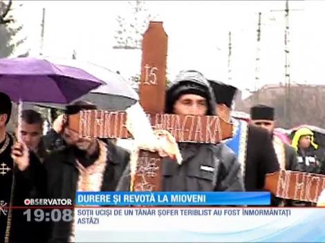 Soții uciși de un tânăr șofer teribilist au fost înmormântați