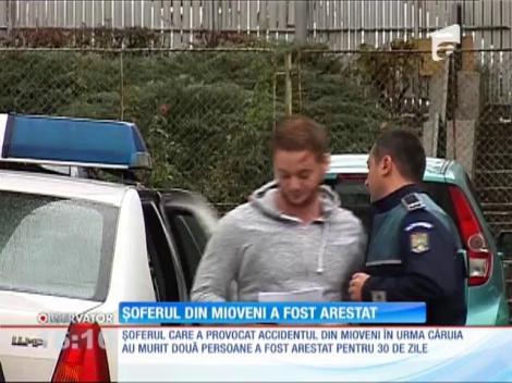 Şoferul care a provocat accidentul din Mioveni în urma căruia au murit două persoane, arestat