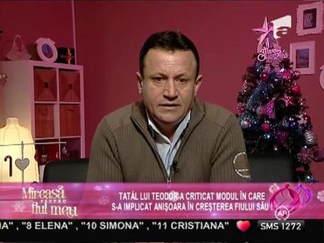 O familie reunită: Teodor, alături de părinţii săi pentru câteva minute