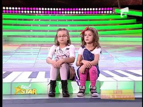 Între două nu îl plouă! Irina şi Teodora, moment de teatru alături de actorul Denis Ștefan