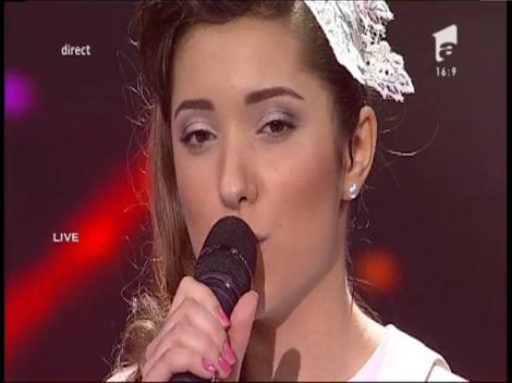 Duel: Céline Dion - All By Myself. Vezi aici cum cântă Adina Răducan, la X Factor!