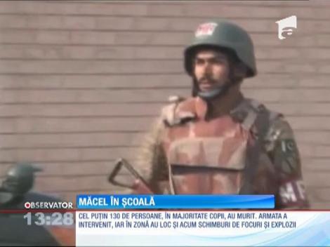 Atac terorist la o școală din Pakistan