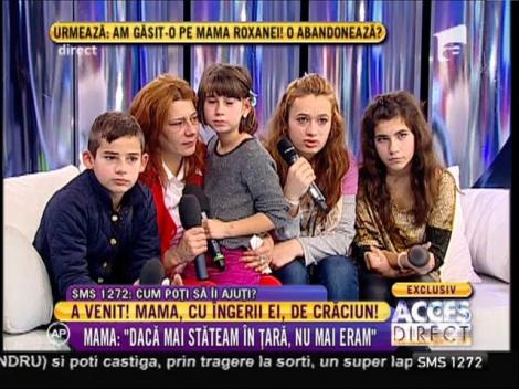 A venit! Mama, cu îngerii ei, de Crăciun!