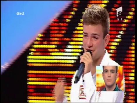 A venit cu portofelul gol si a plecat cu 2.000 de euro! Rafaelo Varga, premiu special la X Factor!