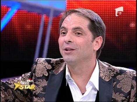 Sărăcia nu le-a furat speranța! Raluca a fost abandonată de mamă și crește alături de bunica în conditii grele