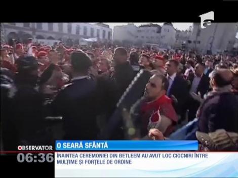 Opt mii de oameni s-au adunat în Basilica Sfântul Petru să asiste la slujba de Crăciun