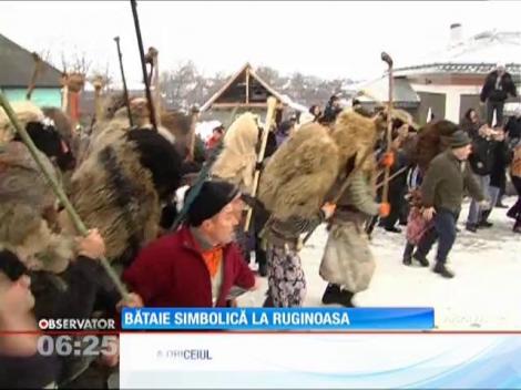 Bătaia tradiţională de la Ruginoasa, fără bâte