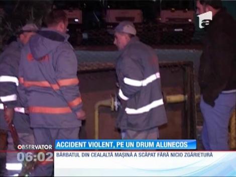 Un bărbat de 35 de ani a fost grav, rănit, pe o şosea din Arad