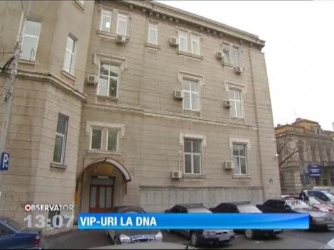 Politicieni şi oameni de afaceri, aşteptaţi la DNA