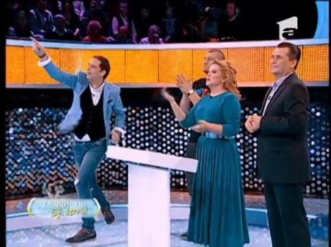 Maria Cârneci, Nea Marin şi Cătălin Moroşanu vs. armata blondelor