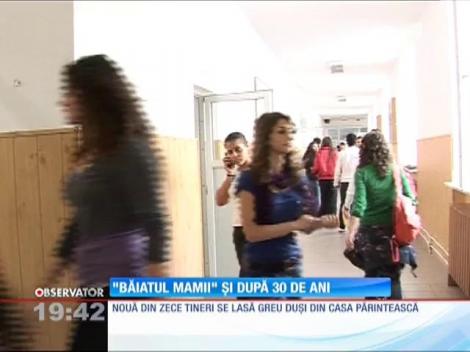 9 din 10 tineri se lasă greu duşi de acasă. Statul cu părinţii ii maturizează mai greu