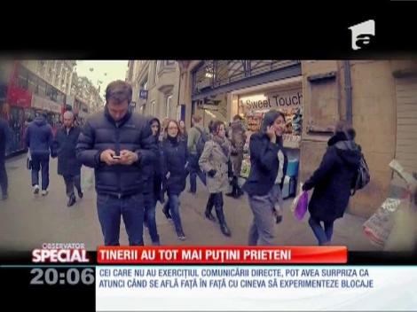 Special! Tinerii au tot mai puțini prieteni