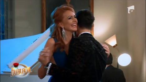 Prima chimie, primul tradafir! Ea este cea dintâi concurentă care a fost aleasă de Burlac