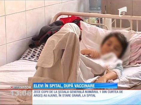 Elevi în spital, după vaccinare