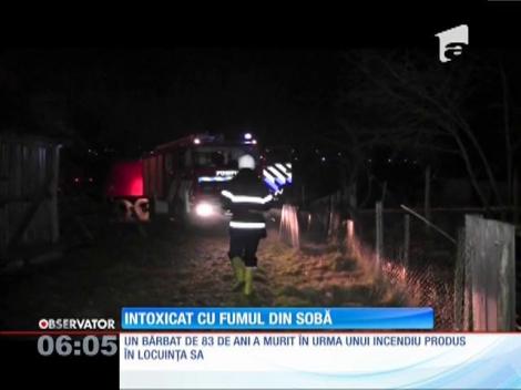 Un bătrân de 83 de ani a murit intoxicat cu fumul din sobă