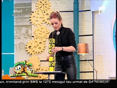 Cristina Strecopitov, un nou număr inedit de magie