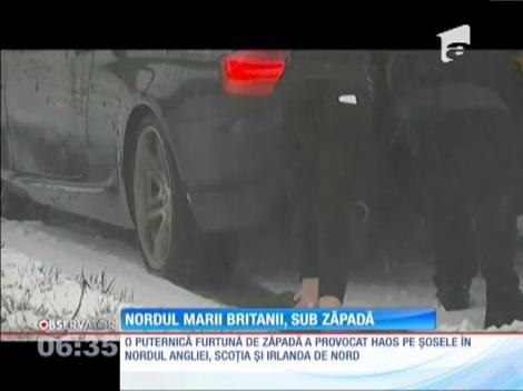 O puternică furtună de zăpadă a lovit Marea Britanie