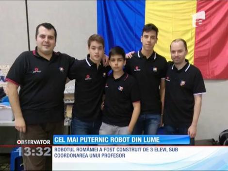 Cel mai puternic robot din lume, realizat de elevii români