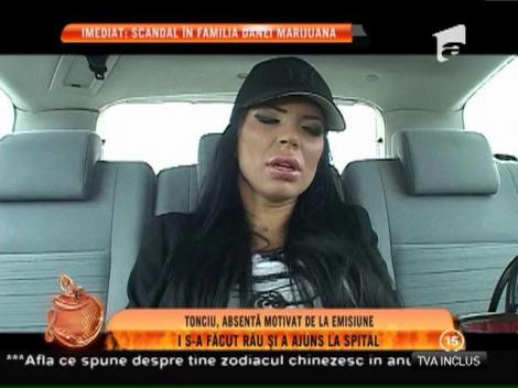 Panică printre "păcătoși"! În loc de dans incendiar, a avut parte de perfuzii și targă! Andreea Tonciu a ajuns de urgenţă la spital!