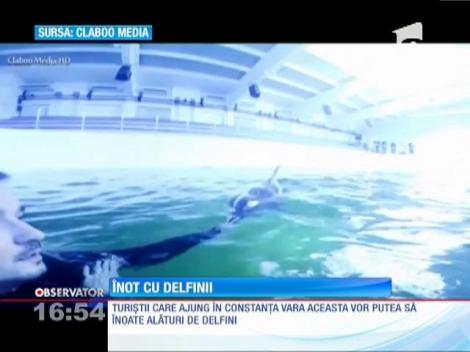 Turiștii care ajung în Constanța vor putea înota alături de delfini