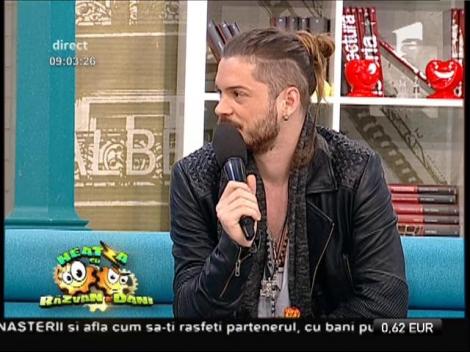 Alex Maţaev lansează "Alb şi Negru"