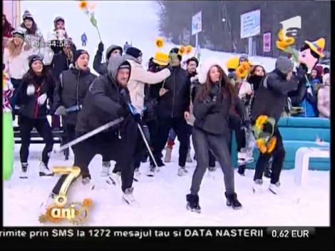 Nicole Cherry - Fată naivă