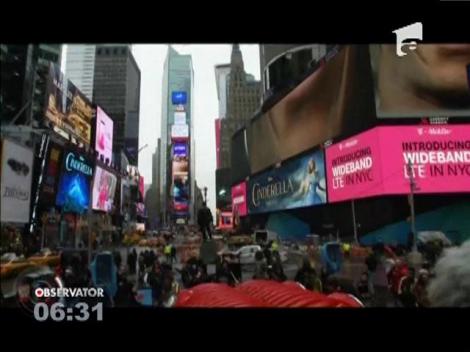 Inimă uriasă în New York, pentru a celebra sărbătoarea Sfântului Valentin