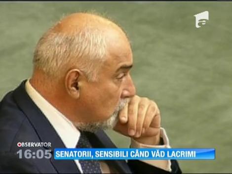 Senatorul Varujan Vosganian a plâns în faţa colegilor săi