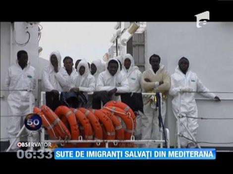 Sute de imigranţi salvați din Marea Mediterană