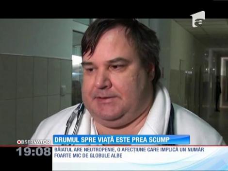 Un copil de doi ani luptă cu o boală rară! Nu are imunitate