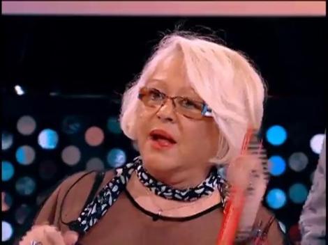 Concurenţii, provocaţi să recunoască personalitatea