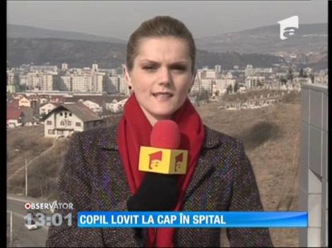 Copil lovit la cap în spital