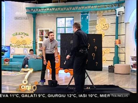 Razvan și Dani, pictati cu „praf de stele“