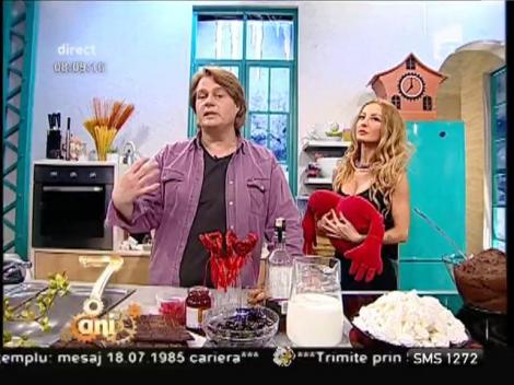 Mmm…alintă-ţi simţurile acum! Ciocolată, piure de zmeură, bezele şi vişine, într-un desert DEMENŢIAL, ce-ţi înnebuneşte papilele