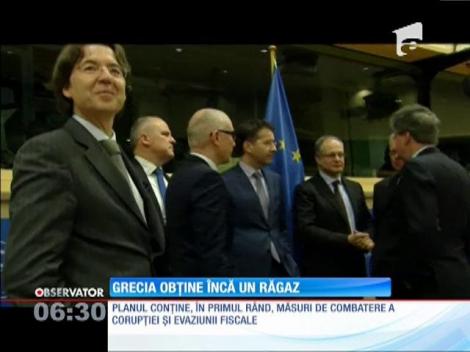Grecia a scăpat, din nou, de ameninţarea falimentului şi a excluderii din zona euro