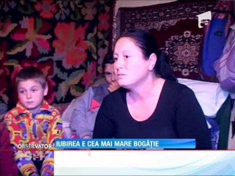 O femeie din Vaslui poate fi declarată mamă eroină. Are 6 copii pe care îi creşte cu demnitate singură