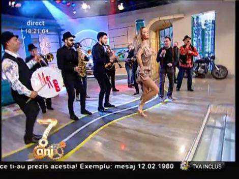 Mahala Rai Banda, medley